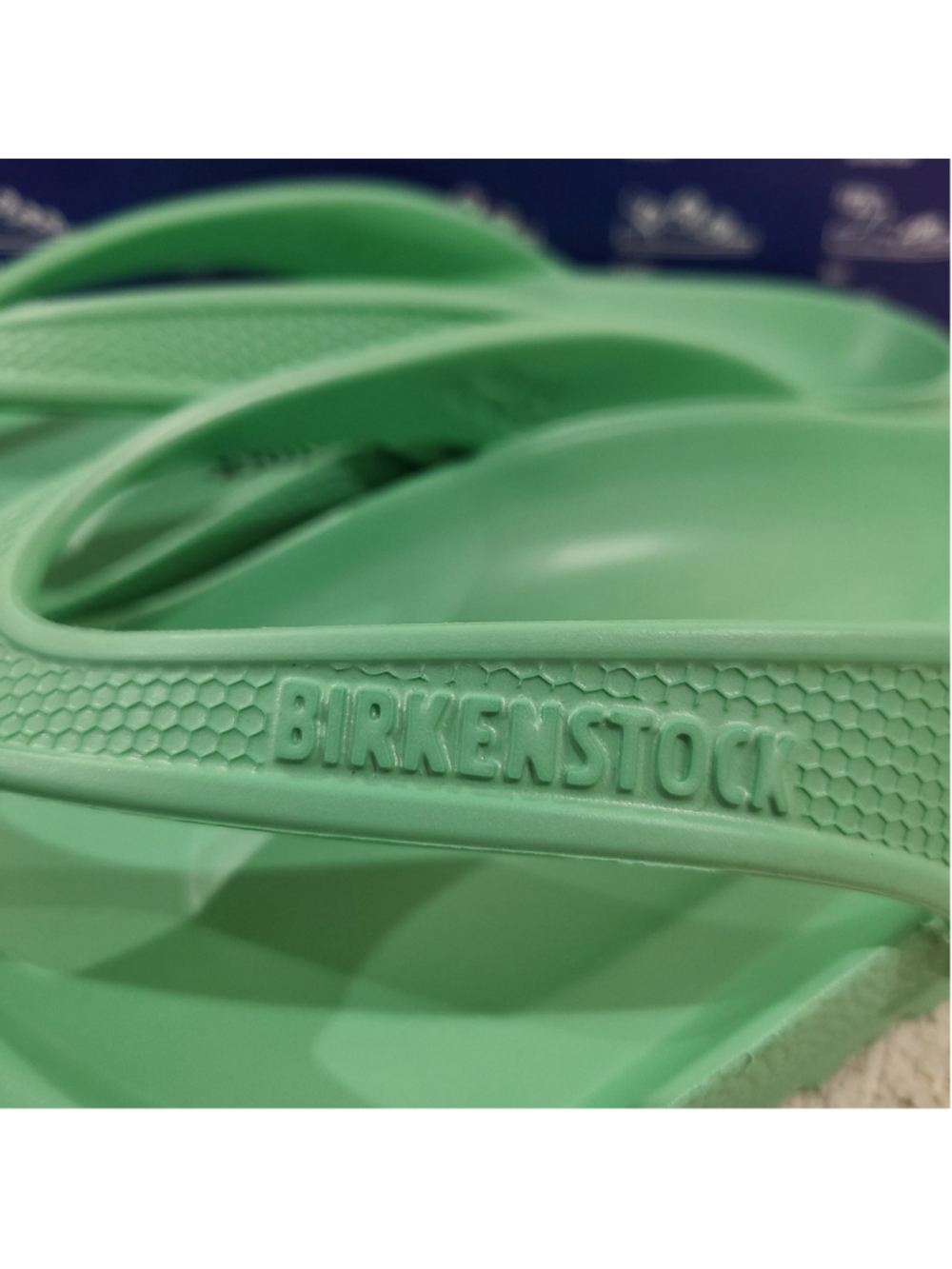 NEW Birkenstock Honolulu EVA Sandal Flip Flop Bold Jade Womens Normal Width Sz 7 - Picture 5 of 9